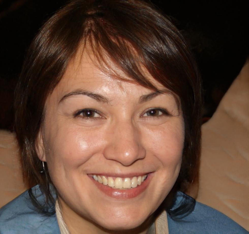 Специалист по финансовому анализу за работой